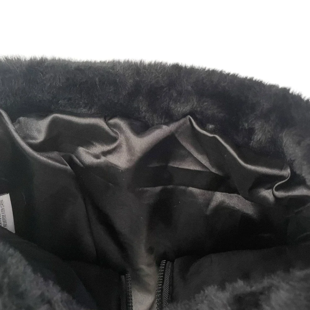 Urban Republic Girls Faux Fur Vest Size 3T Black Full Zip Up‎ Warm Cozy Jacket